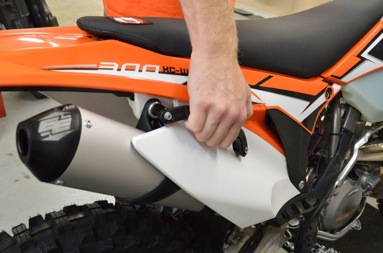 Enduro Engineering Grab Handle Black 2011-2016 KTM XC XCF SX SXF 26-046